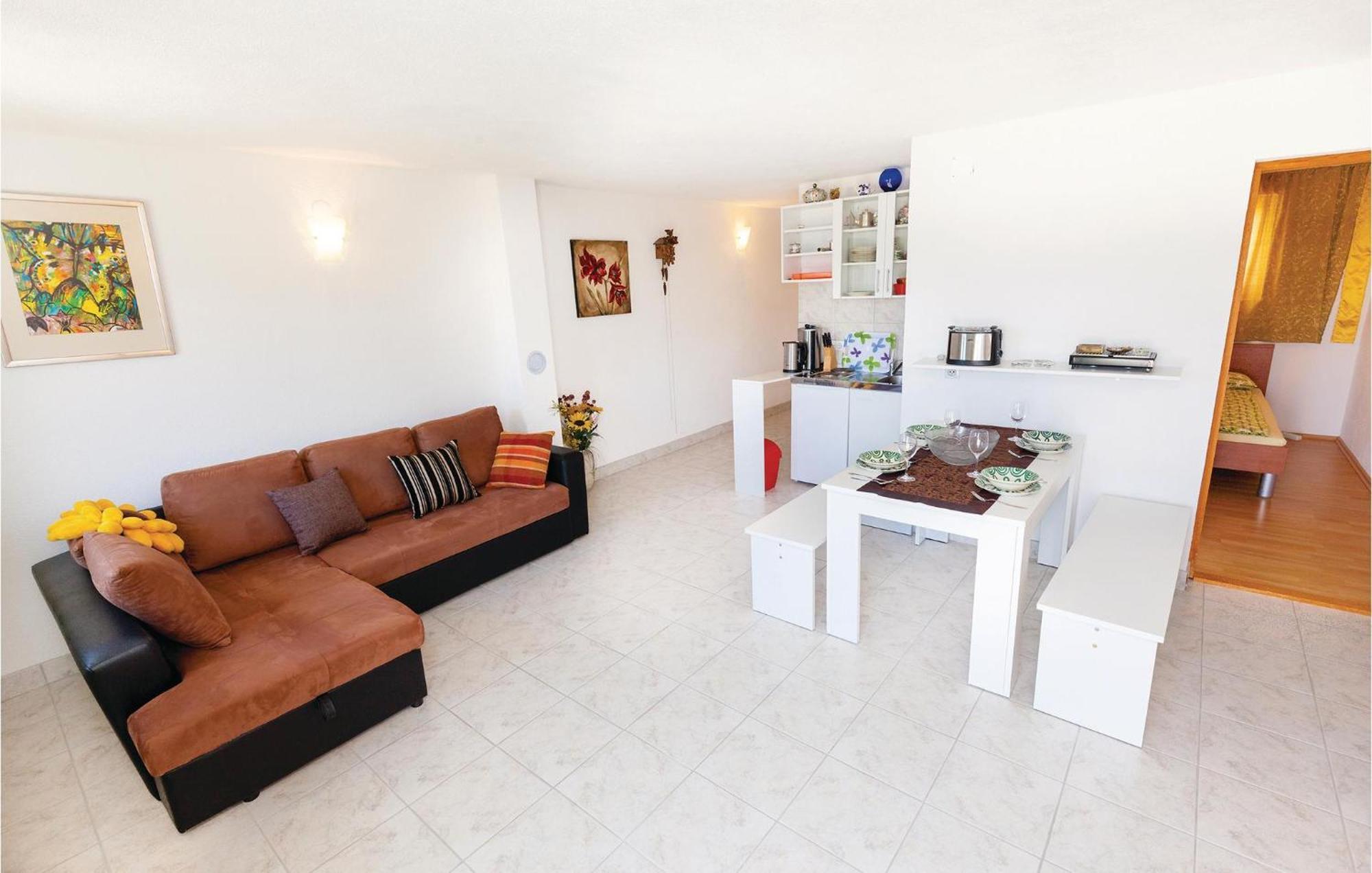 Gorgeous Apartment In Klenovica With Kitchen Zewnętrze zdjęcie